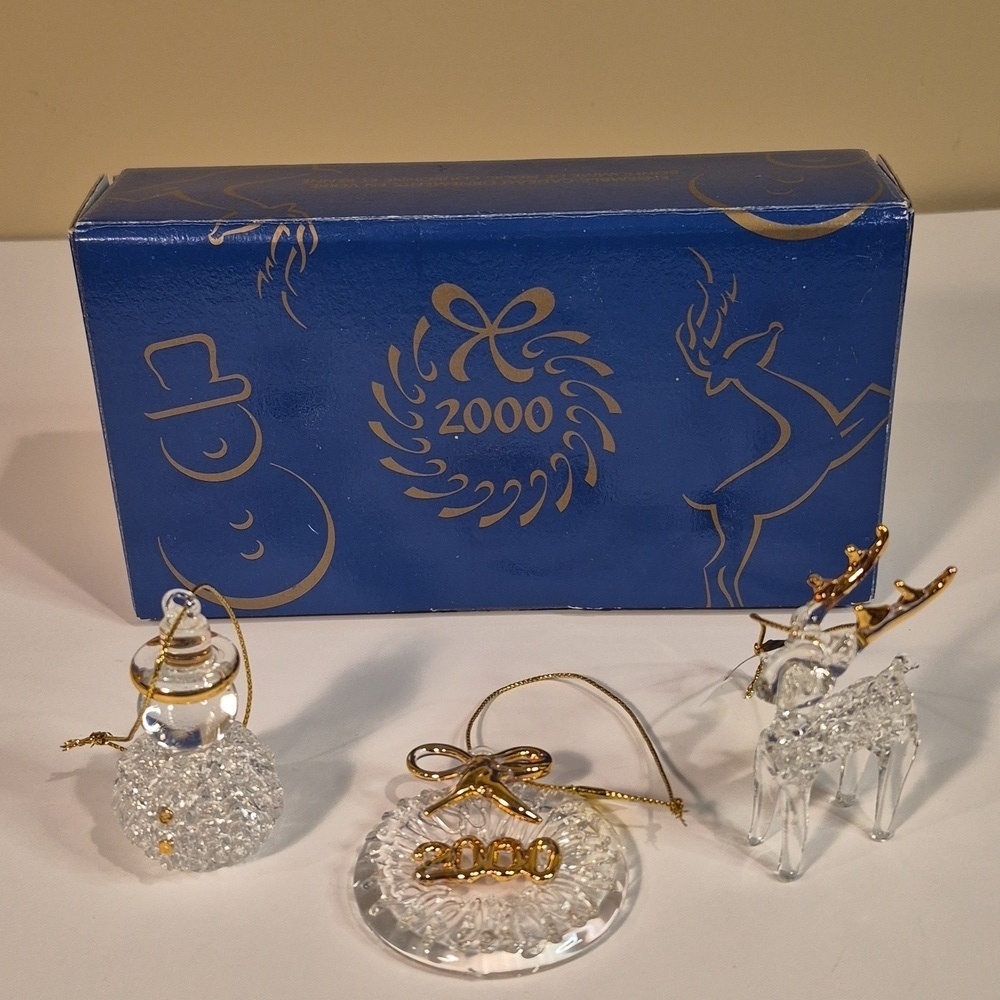 AVON Vintage 2000 Handspun Glass 22K Gold Wreath Snowman Reindeer Ornaments